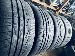 255 40 18 Pirelli Sottozero Winter240. Фото 6