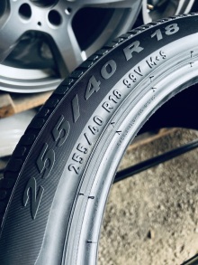 255 40 18 Pirelli Sottozero Winter240. Фото 12