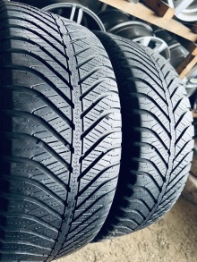 215 55 16 Goodyear Vector 4Seasons 
