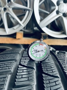295 30 20 Pirelli Sottozero . Фото 6