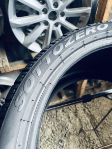 295 30 20 Pirelli Sottozero . Фото 8