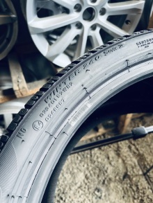 295 30 20 Pirelli Sottozero . Фото 9