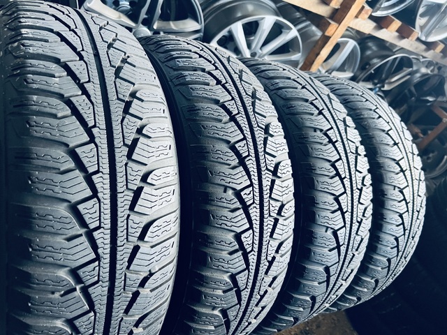 195 65 15 Uniroyal The Rain Tyre Шини Резина Зимові б/у