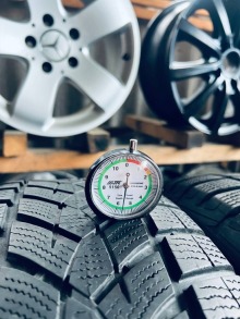 225 65 17 Goodyear Ultra Grip Performance Шини Резина Зимові б/у. Фото 6