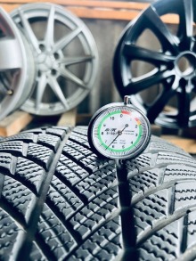 255 55 20 Bridgestone Blizzak LM001. Фото 5