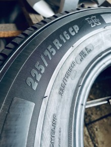 225 75 R16C Michelin Agilis Camping. Фото 8