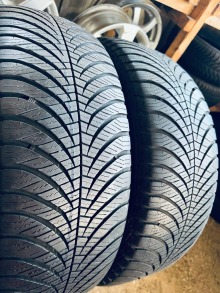 195 60 15 Goodyear Vector4Season