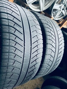 305 40 20 Michelin Pilot Alpin SUV. Фото 4