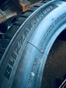 225 50 18 Bridgestone Blizzak LM001. Фото 5