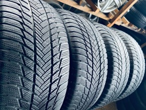 275 45 20 Bridgestone Blizzak LM001 RFT. Фото 2