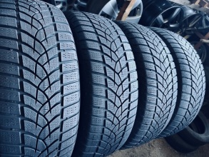 205 60 16 Goodyear Ultra Grip Performance Gen-1 Шини Резина Зимові б/у. Фото 2