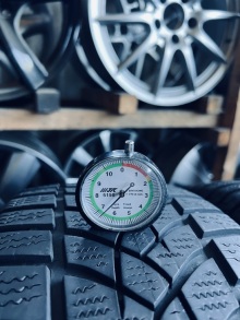 205 60 16 Goodyear Ultra Grip Performance Gen-1 Шини Резина Зимові б/у. Фото 6