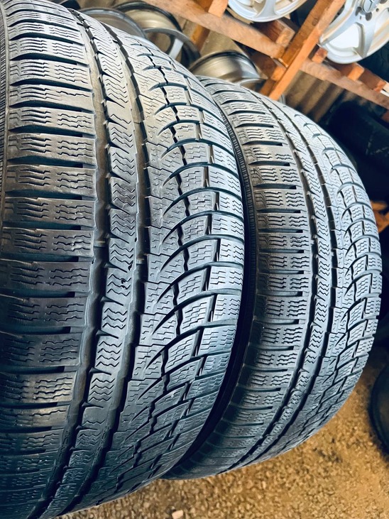 255 45 19 Nokian WR A4 