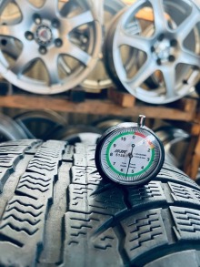 255 45 19 Nokian WR A4 . Фото 6