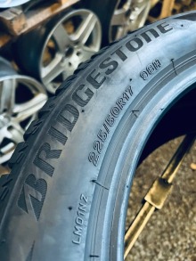 225 50 17 Bridgestone Blizzak LM001 . Фото 7