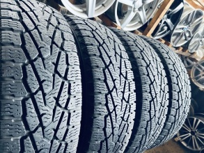 245 75 17 Nokian Hakkapellitta LT 
