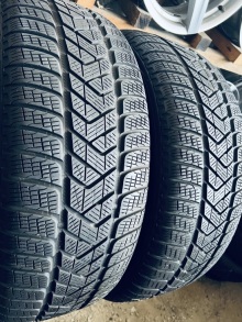 235 65 17 Pirelli Scorpion Winter [5020]