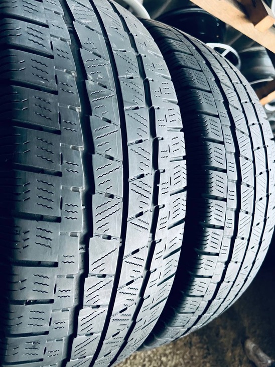 235 65 16C Falken Eurowinter [2621]
