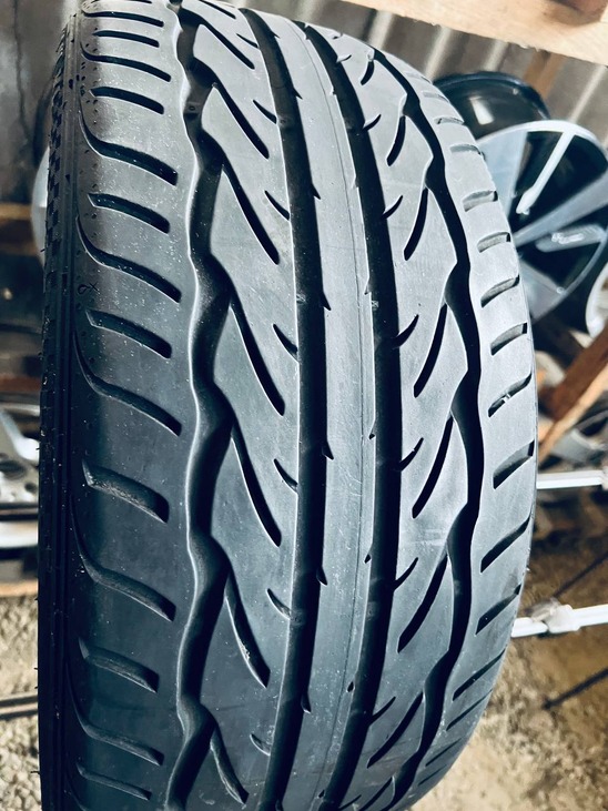 225 40 18 Sportiva Super Z+ [0413]