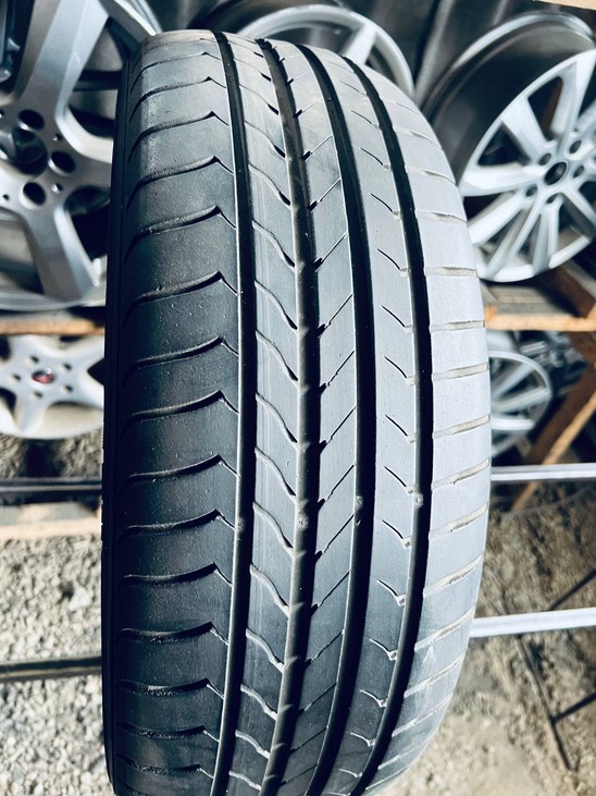 195 55 16 Goodyear EfficientGrip 