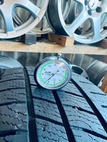 215 65 15C Goodyear Cargo Vector . Фото 4