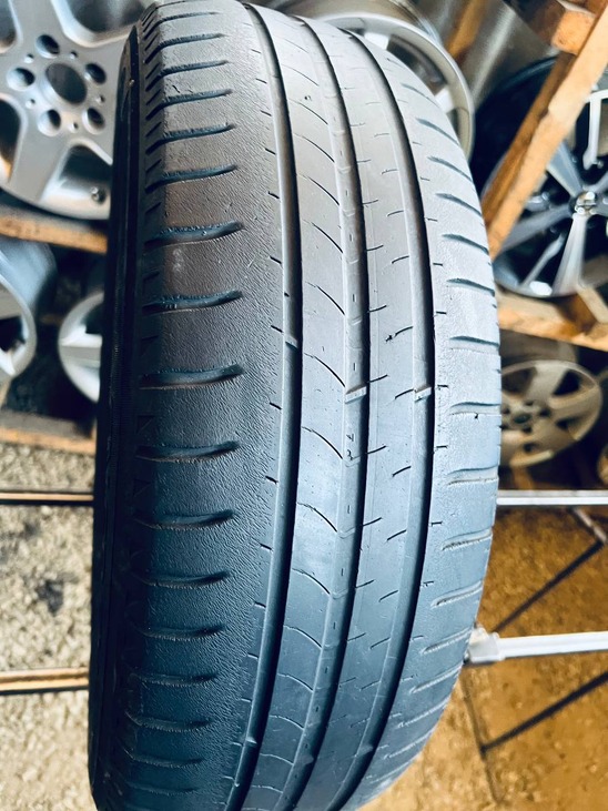195 65 15 Michelin Energy Saver [0413]