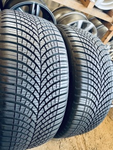 215 40 18 Goodyear Vector 4Seasons [1521]