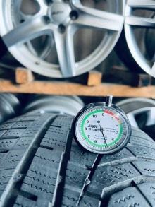 235 55 17 Hankook Winter i'Cept Evo2 Зимові б/у Шини. Фото 7