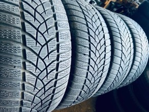 265 40 20 Goodyear Ultra Grip Performance [19-21] Зимові б/у Шини. Фото 5