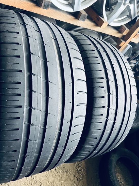 295 35 21 Nokian Powerproof SUV [0521]
