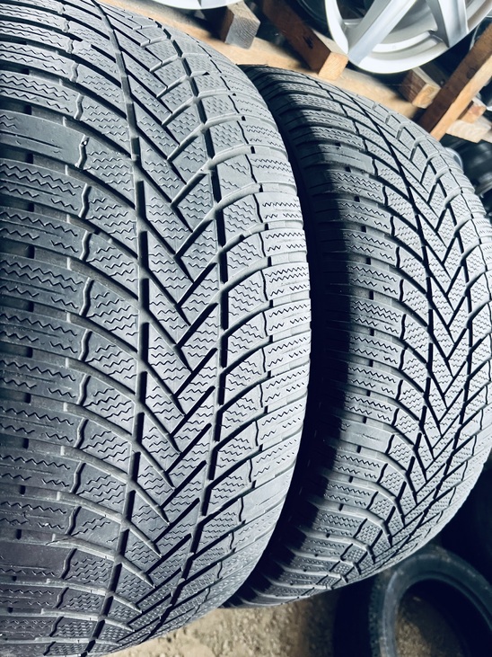275 50 20 Bridgestone Blizzak LM005 [4522] 