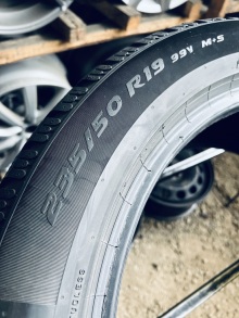 235 50 19 Pirelli P Zero Winter . Фото 9