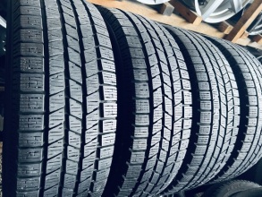 225 65 17 Pirelli Scorpion Ice Snow