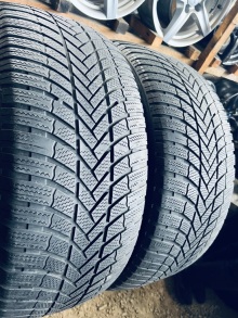285 45 21 Bridgestone Blizzak LM005 