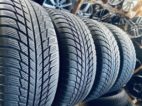 Шини Резина Зимові 23Рік 225 55 17 Bridgestone Blizzak LM001. Фото 3