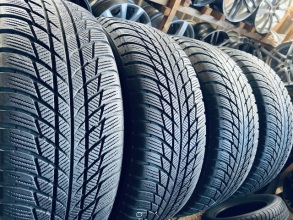 Шини Резина Зимові 23Рік 225 55 17 Bridgestone Blizzak LM001. Фото 2