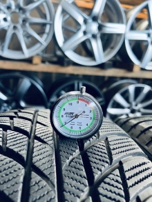 Шини Резина Зимові 23Рік 225 55 17 Bridgestone Blizzak LM001. Фото 8