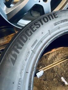 225 55 17 Bridgestone Turanza T005. Фото 5