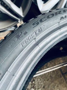 275 40 22 Pirelli Scorpion Zero. Фото 17