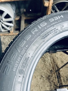 215 55 16 Nokian WR D4. Фото 9