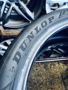 255 40 20 Dunlop Sport Maxx RT2 . Фото 7