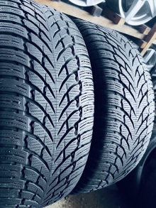 235 50 19 Nokian WR SUV4