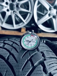 235 50 19 Nokian WR SUV4. Фото 6