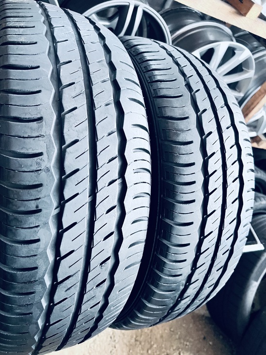 205 65 15C Laufen X Fit Van 