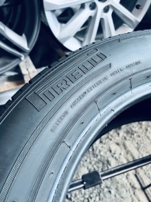 235 60 18 Pirelli  P Zero Rosso. Фото 7