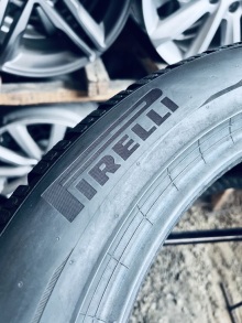 235 50 19 Pirelli P Zero Winter. Фото 6