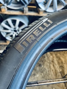 275 35 20 Pirelli Sottozero Winter270. Фото 7