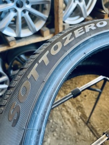 275 35 20 Pirelli Sottozero Winter270. Фото 8