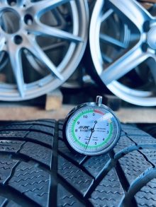 245 45 20 Bridgestone Blizzak LM005. Фото 7
