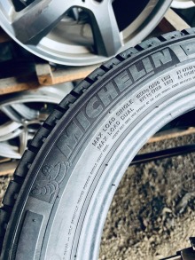 215 60 17C Michelin Agilis. Фото 10